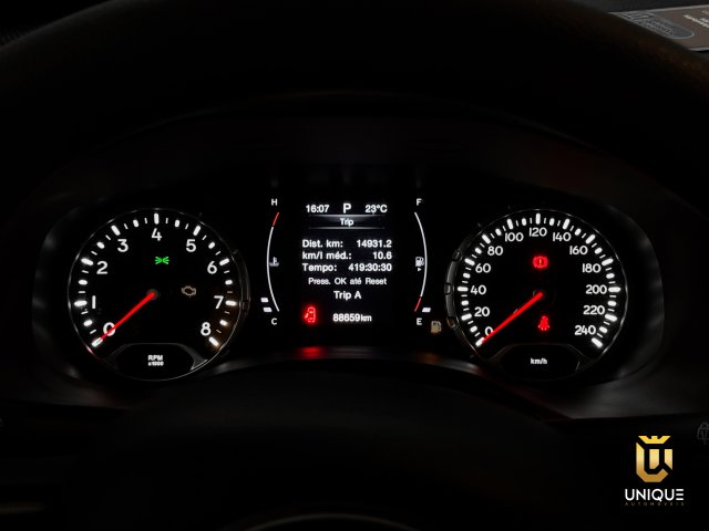 Jeep Renegade 1.8 16V FLEX 4P AUTOMATICO 2020 prata à venda na Unique Automóveis em Indaiatuba — foto 13
