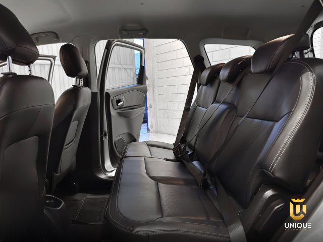 Chevrolet Spin 1.8 PREMIER 8V FLEX 4P AUTOMÁTICO 2022/2023 prata à venda na Unique Automóveis em Indaiatuba — foto 14