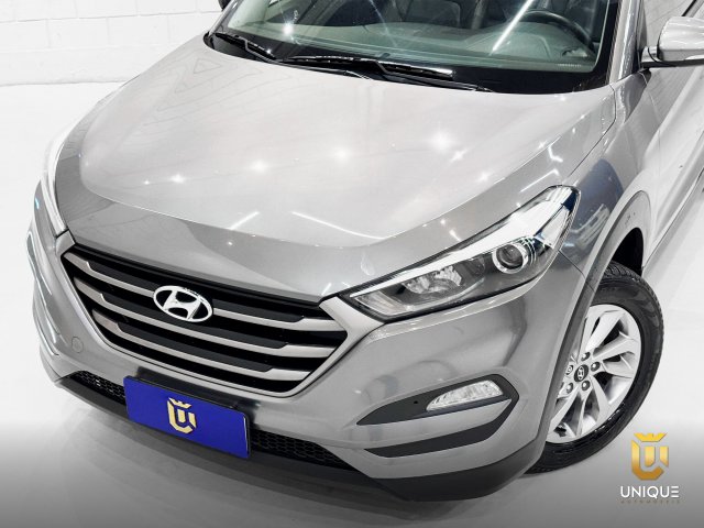 Hyundai Tucson 2.0 MPFI GLS 16V 143CV 2WD FLEX 4P AUTOMÁTICO 2018/2019 cinza à venda na Unique Automóveis em Indaiatuba — foto 3