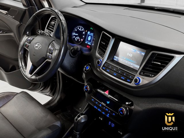 Hyundai Tucson 2.0 MPFI GLS 16V 143CV 2WD FLEX 4P AUTOMÁTICO 2018/2019 cinza à venda na Unique Automóveis em Indaiatuba — foto 19