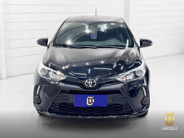 Toyota Yaris Hatch 2023 preto à venda na Unique Automóveis em Indaiatuba — foto 4