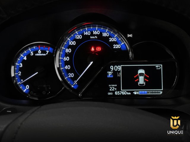 Toyota Yaris Hatch 2023 preto à venda na Unique Automóveis em Indaiatuba — foto 11