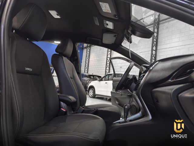 Toyota Yaris Hatch 2023 preto à venda na Unique Automóveis em Indaiatuba — foto 16