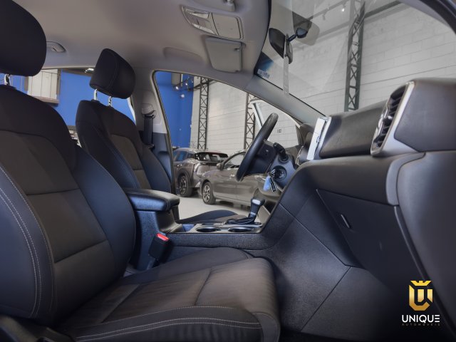 Kia Sportage 2.0 LX 4X2 16V FLEX 4P AUTOMÁTICO 2017/2018 branco à venda na Unique Automóveis em Indaiatuba — foto 20