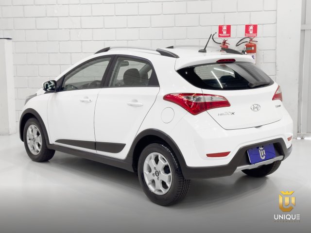 Hyundai Hb20x 1.6 16V STYLE FLEX 4P MANUAL 2014 branco à venda na Unique Automóveis em Indaiatuba — foto 6