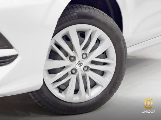 Fiat Cronos 1.0 FIREFLY FLEX DRIVE MANUAL 2024/2025 prata à venda na Unique Automóveis em Indaiatuba — foto 7