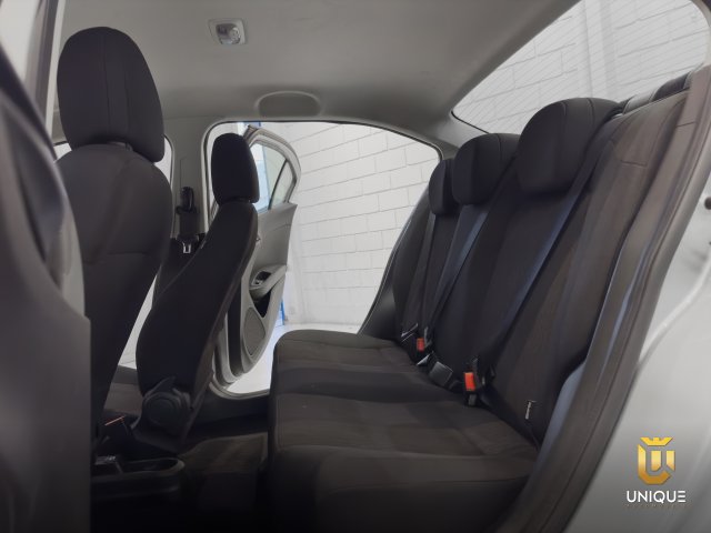 Fiat Cronos 1.0 FIREFLY FLEX DRIVE MANUAL 2024/2025 prata à venda na Unique Automóveis em Indaiatuba — foto 15