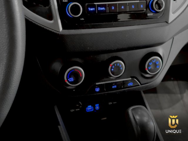 Hyundai Creta 1.6 16V FLEX SMART AUTOMÁTICO 2019 branco à venda na Unique Automóveis em Indaiatuba — foto 13