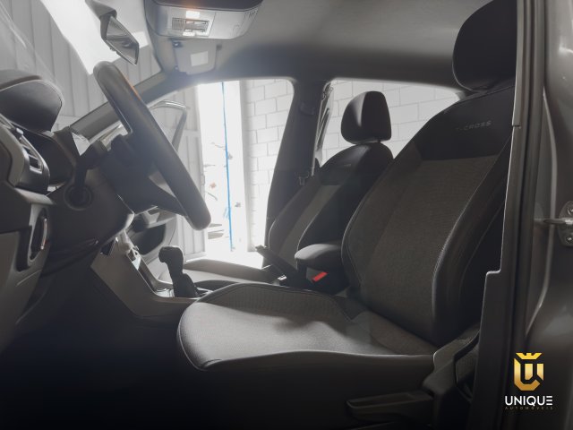 Volkswagen T-cross 1.0 200 TSI TOTAL FLEX AUTOMÁTICO 2024/2025 cinza à venda na Unique Automóveis em Indaiatuba — foto 11