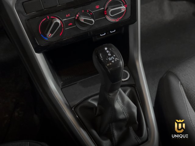 Volkswagen T-cross 1.0 200 TSI TOTAL FLEX AUTOMÁTICO 2024/2025 cinza à venda na Unique Automóveis em Indaiatuba — foto 16