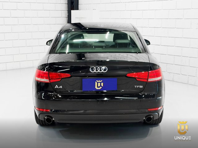 Audi A4 2.0 TFSI AMBIENTE GASOLINA 4P S TRONIC 2017/2018 preto à venda na Unique Automóveis em Indaiatuba — foto 5
