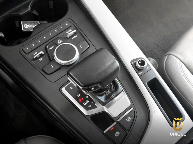 Audi A4 2.0 TFSI AMBIENTE GASOLINA 4P S TRONIC 2017/2018 preto à venda na Unique Automóveis em Indaiatuba — foto 16