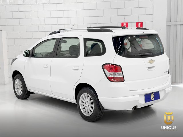 Chevrolet Spin 1.8 LT 8V FLEX 4P AUTOMÁTICO 2015/2016 branco à venda na Unique Automóveis em Indaiatuba — foto 6