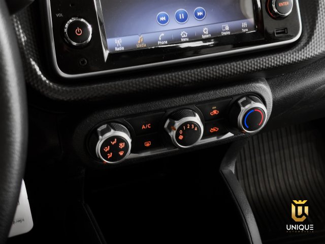 Nissan Kicks 1.6 16V FLEXSTART S 4P MANUAL 2020/2021 prata à venda na Unique Automóveis em Indaiatuba — foto 15