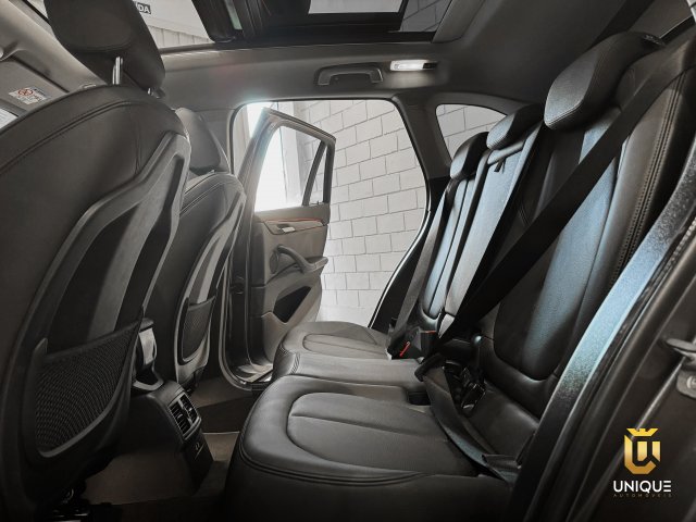 Bmw X1 2.0 16V TURBO ACTIVEFLEX SDRIVE20I GP 4P AUTOMÁTICO 2021/2022 cinza à venda na Unique Automóveis em Indaiatuba — foto 19