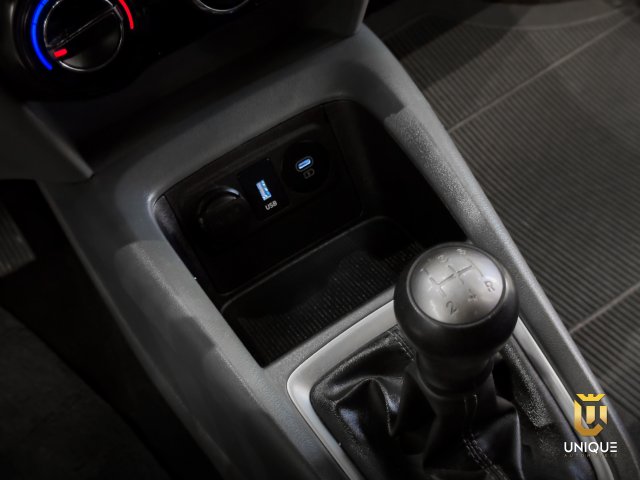 Hyundai Hb20s 1.0 12V FLEX COMFORT MANUAL 2024/2025 branco à venda na Unique Automóveis em Indaiatuba — foto 15