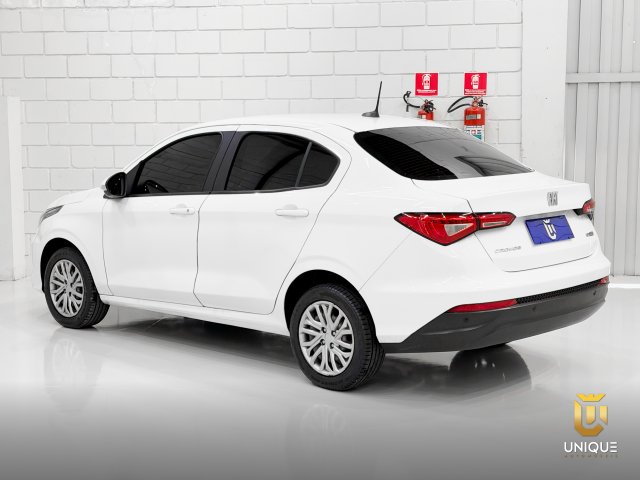 Fiat Cronos 1.3 FIREFLY FLEX DRIVE MANUAL 2022 branco à venda na Unique Automóveis em Indaiatuba — foto 6