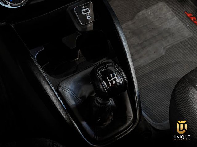 Fiat Cronos 1.3 FIREFLY FLEX DRIVE MANUAL 2022 branco à venda na Unique Automóveis em Indaiatuba — foto 16