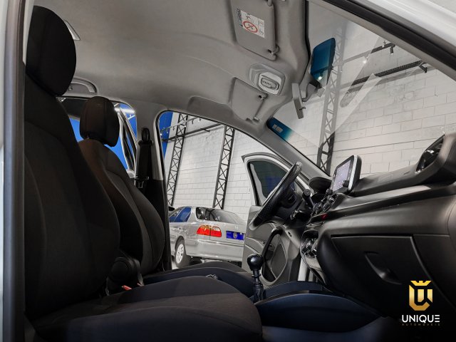 Fiat Cronos 1.3 FIREFLY FLEX DRIVE MANUAL 2022 branco à venda na Unique Automóveis em Indaiatuba — foto 18