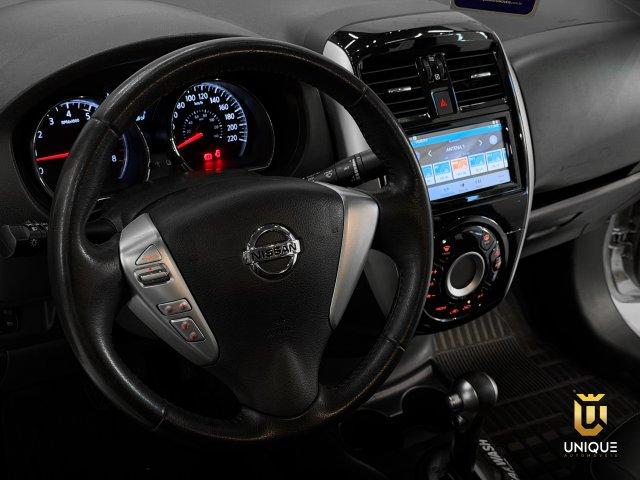 Nissan Versa 1.6 16V FLEX V-DRIVE PREMIUM XTRONIC 2021 prata à venda na Unique Automóveis em Indaiatuba — foto 12