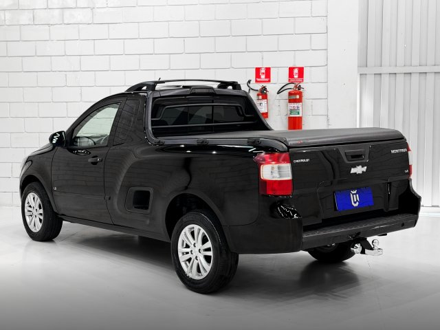 Chevrolet Montana 1.4 MPFI LS CS 8V FLEX 2P MANUAL 2011/2012 preto à venda na Unique Automóveis em Indaiatuba — foto 6