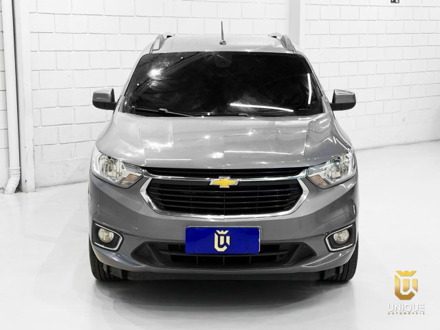Chevrolet Spin 1.8 PREMIER 8V FLEX 4P AUTOMÁTICO 2023 cinza à venda na Unique Automóveis em Indaiatuba — foto 4
