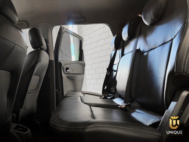 Chevrolet Spin 1.8 PREMIER 8V FLEX 4P AUTOMÁTICO 2023 cinza à venda na Unique Automóveis em Indaiatuba — foto 15