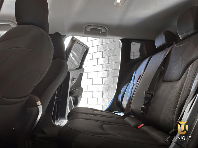 Jeep Renegade 1.8 16V FLEX 4P AUTOMATICO 2019/2020 preto à venda na Unique Automóveis em Indaiatuba — foto 7