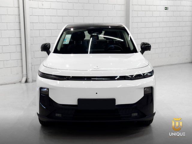 Leapmotor B10 56,2 KW BEV 2026 branco à venda na Unique Automóveis em Indaiatuba — foto 7