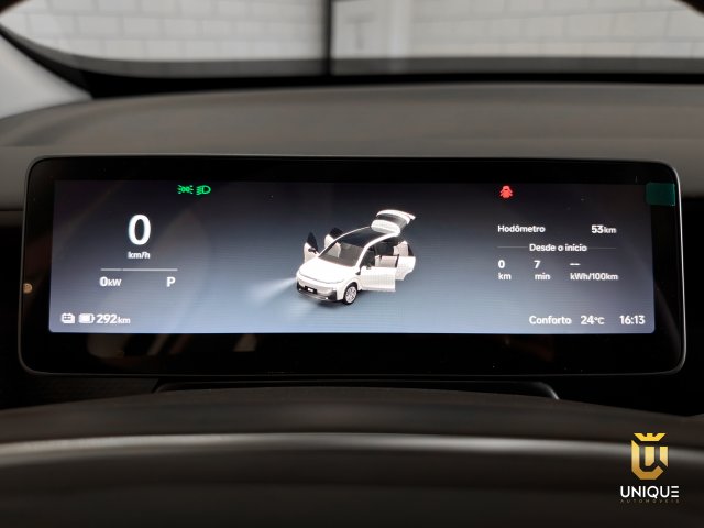 Leapmotor B10 56,2 KW BEV 2026 branco à venda na Unique Automóveis em Indaiatuba — foto 12