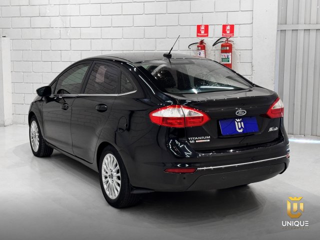 Ford Fiesta Sedan 1.6 TITANIUM SEDAN 16V FLEX 4P AUTO 2013/2014 preto à venda na Unique Automóveis em Indaiatuba — foto 6
