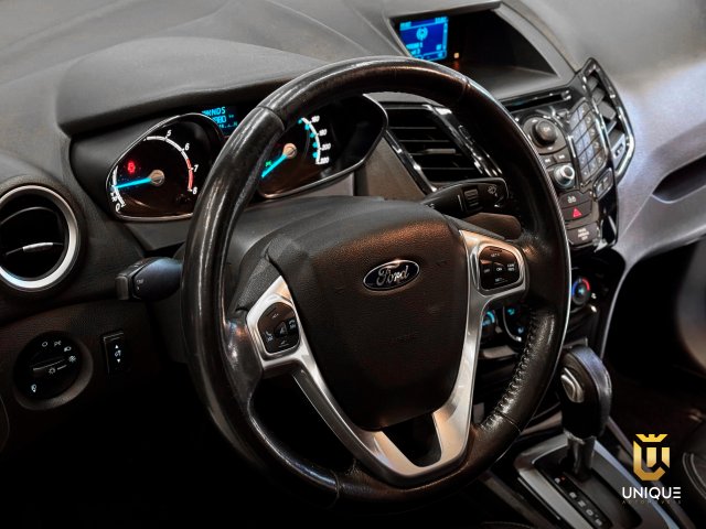 Ford Fiesta Sedan 1.6 TITANIUM SEDAN 16V FLEX 4P AUTO 2013/2014 preto à venda na Unique Automóveis em Indaiatuba — foto 9