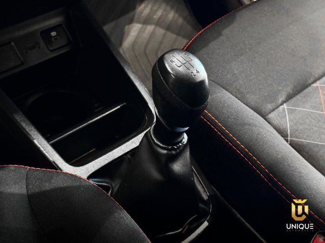 Renault Kwid 1.0 12V SCE FLEX ZEN MANUAL 2025/2026 branco à venda na Unique Automóveis em Indaiatuba — foto 19
