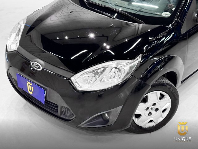 Ford Fiesta Hatch 1.6 ROCAM HATCH 8V FLEX 4P MANUAL 2013 preto à venda na Unique Automóveis em Indaiatuba — foto 4