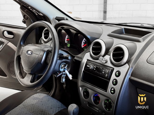 Ford Fiesta Hatch 1.6 ROCAM HATCH 8V FLEX 4P MANUAL 2013 preto à venda na Unique Automóveis em Indaiatuba — foto 14