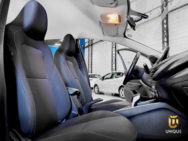 Chevrolet Onix 1.0 TURBO FLEX PLUS LTZ AUTOMÁTICO 2023/2024 cinza à venda na Unique Automóveis em Indaiatuba — foto 12