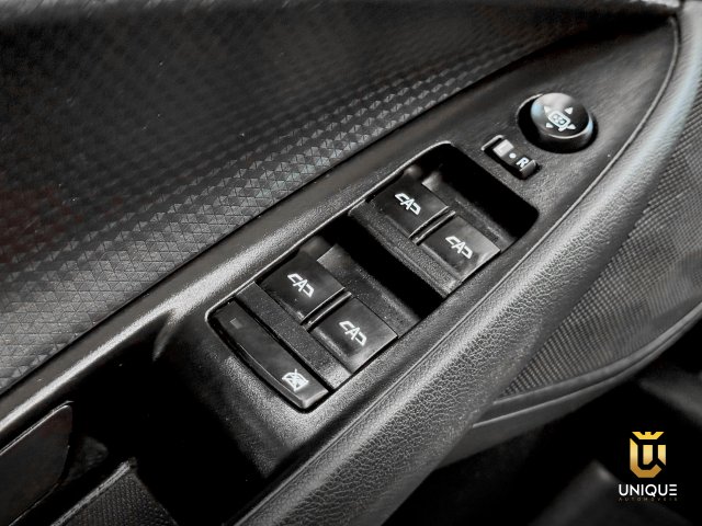 Chevrolet Onix 1.0 TURBO FLEX PLUS LTZ AUTOMÁTICO 2023/2024 cinza à venda na Unique Automóveis em Indaiatuba — foto 14