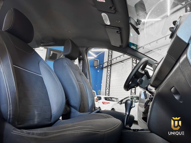 Renault Sandero 1.6 16V SCE FLEX ZEN X-TRONIC 2019/2020 branco à venda na Unique Automóveis em Indaiatuba — foto 13