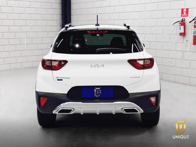 Kia Stonic 1.0 TGDI MHEV SX AUTOMÁTICO 2021/2022 branco à venda na Unique Automóveis em Indaiatuba — foto 8