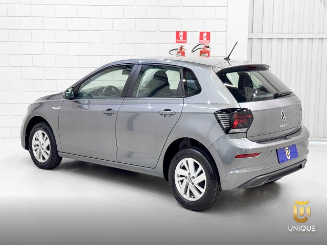Volkswagen Polo 1.0 170 TSI COMFORTLINE AUTOMÁTICO 2023/2024 cinza à venda na Unique Automóveis em Indaiatuba — foto 9