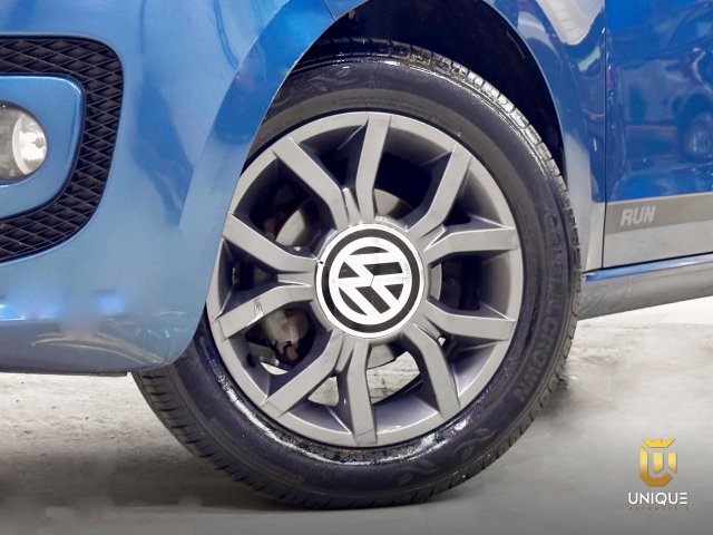 Volkswagen Up 1.0 MPI RUN UP 12V FLEX 4P MANUAL 2016/2017 azul à venda na Unique Automóveis em Indaiatuba — foto 3