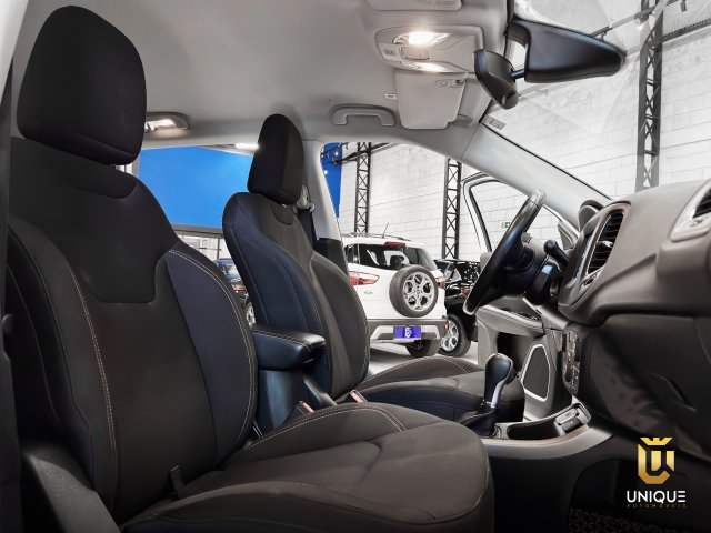 Jeep Compass 2.0 16V FLEX SPORT AUTOMÁTICO 2019/2020 branco à venda na Unique Automóveis em Indaiatuba — foto 18