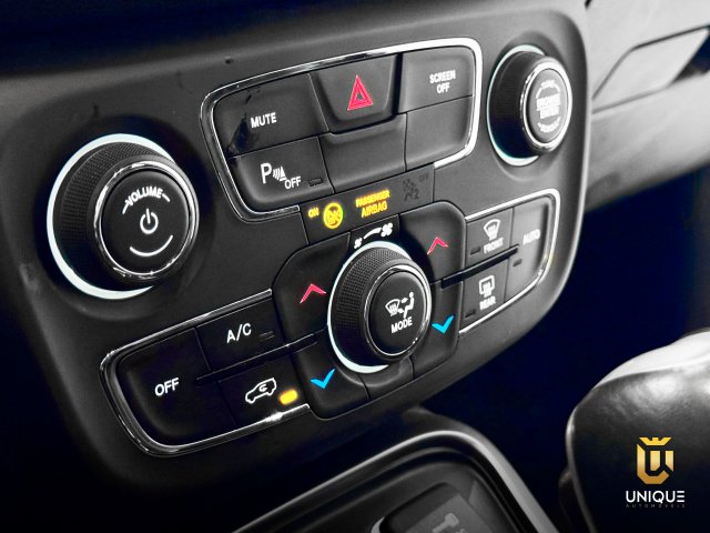 Jeep Compass 2.0 16V FLEX SPORT AUTOMÁTICO 2019/2020 branco à venda na Unique Automóveis em Indaiatuba — foto 24