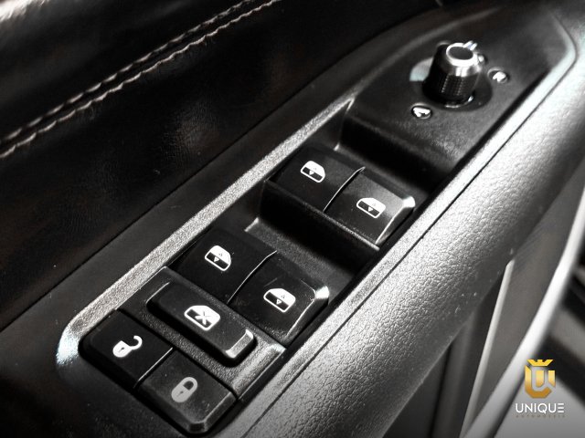 Jeep Compass 1.3 T270 TURBO FLEX LONGITUDE AT6 2021/2022 preto à venda na Unique Automóveis em Indaiatuba — foto 16