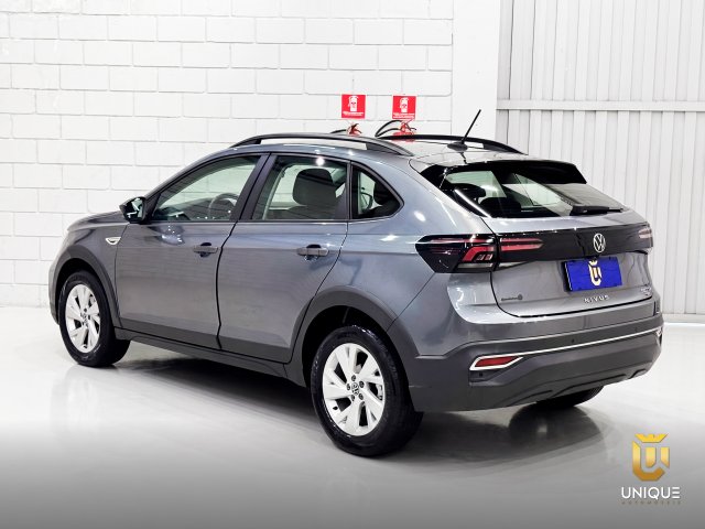 Volkswagen Nivus 1.0 200 TSI TOTAL FLEX COMFORTLINE AUTOMÁTICO 2022 cinza à venda na Unique Automóveis em Indaiatuba — foto 9
