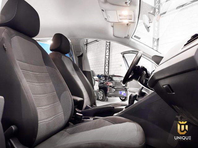 Volkswagen Nivus 1.0 200 TSI TOTAL FLEX COMFORTLINE AUTOMÁTICO 2022 cinza à venda na Unique Automóveis em Indaiatuba — foto 12