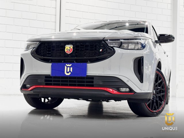 Fiat Fastback 1.3 TURBO 270 FLEX ABARTH AT6 2024/2025 cinza à venda na Unique Automóveis em Indaiatuba — foto 3