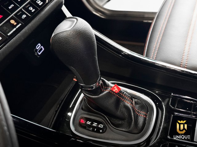 Fiat Fastback 1.3 TURBO 270 FLEX ABARTH AT6 2024/2025 cinza à venda na Unique Automóveis em Indaiatuba — foto 19
