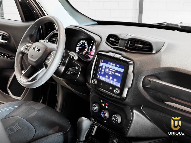 Jeep Renegade 1.3 T270 TURBO FLEX LONGITUDE AT6 2023 preto à venda na Unique Automóveis em Indaiatuba — foto 20