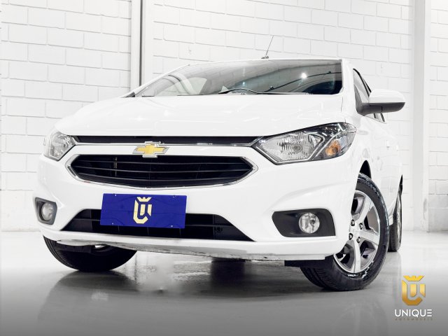 Chevrolet Prisma 1.4 MPFI LTZ 8V FLEX 4P MANUAL 2017 branco à venda na Unique Automóveis em Indaiatuba — foto 2